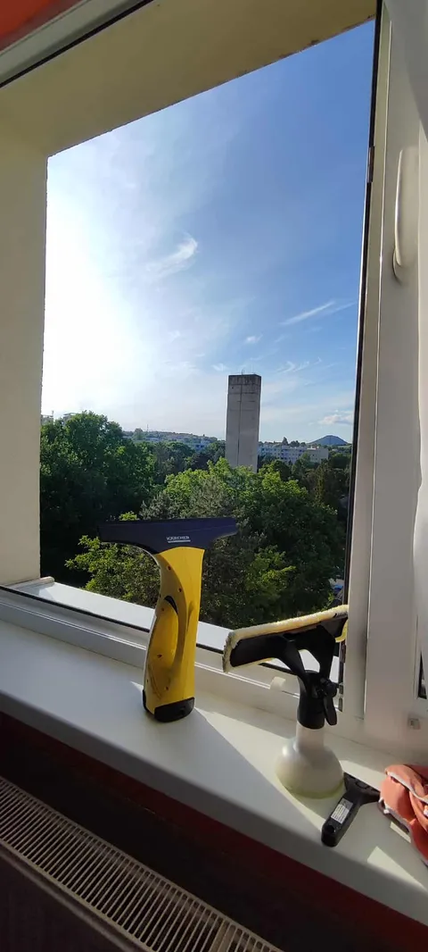 Umývanie okien profesionálnou technikou Kärcher